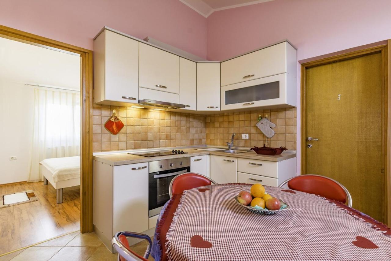 Bozica House With Apartment Umag Exterior foto